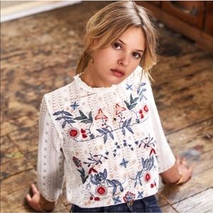 Sezane embroidered lace top Size 36
